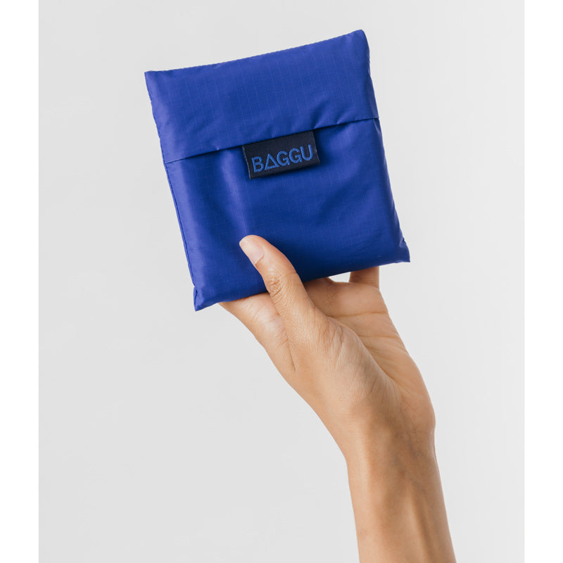 Standard-Baggu-Cobalt-Blue-Lifestyle-1