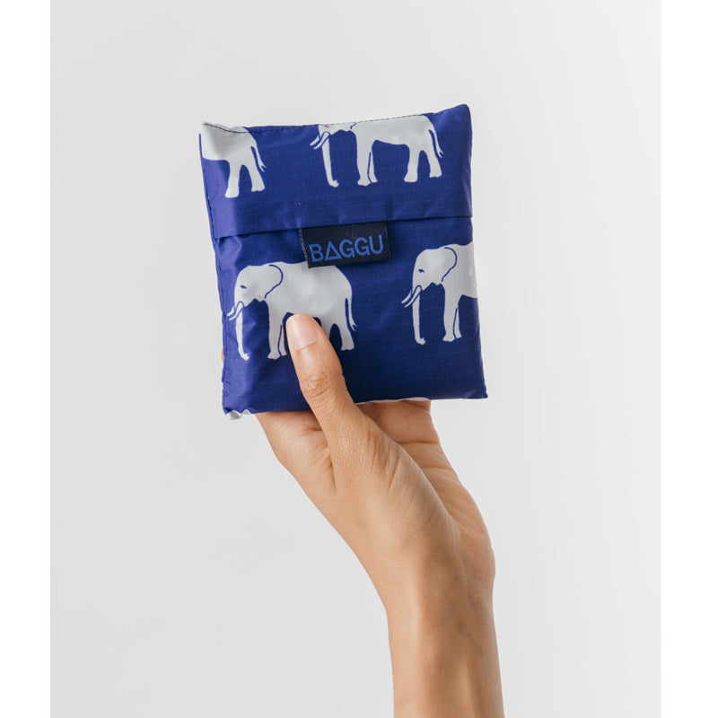 Standard-Baggu-Elephant-Blue-Lifestyle-1