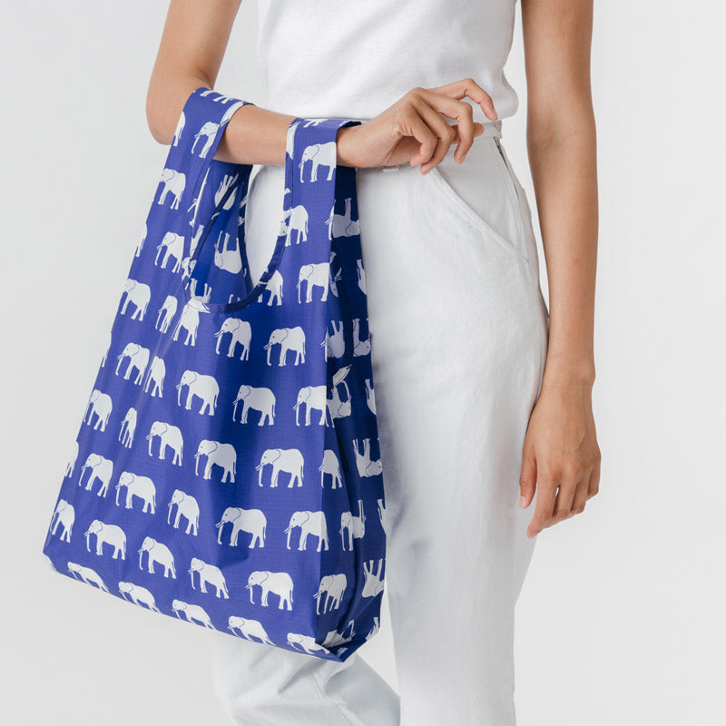 Standard-Baggu-Elephant-Blue-Lifestyle-2
