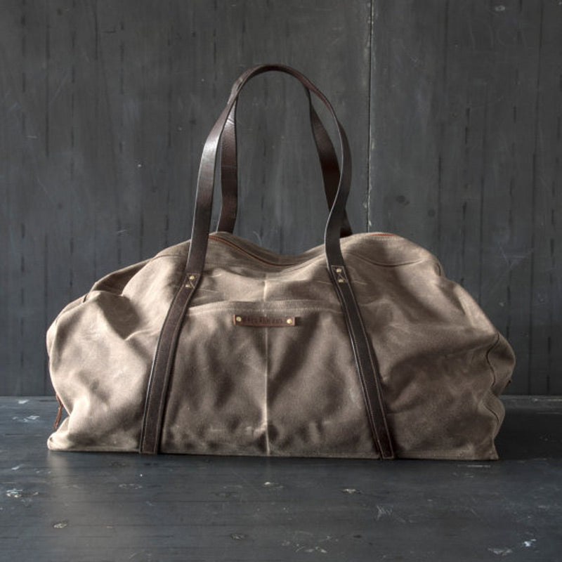 peg-and-awl-weekender-bag-truffle-3